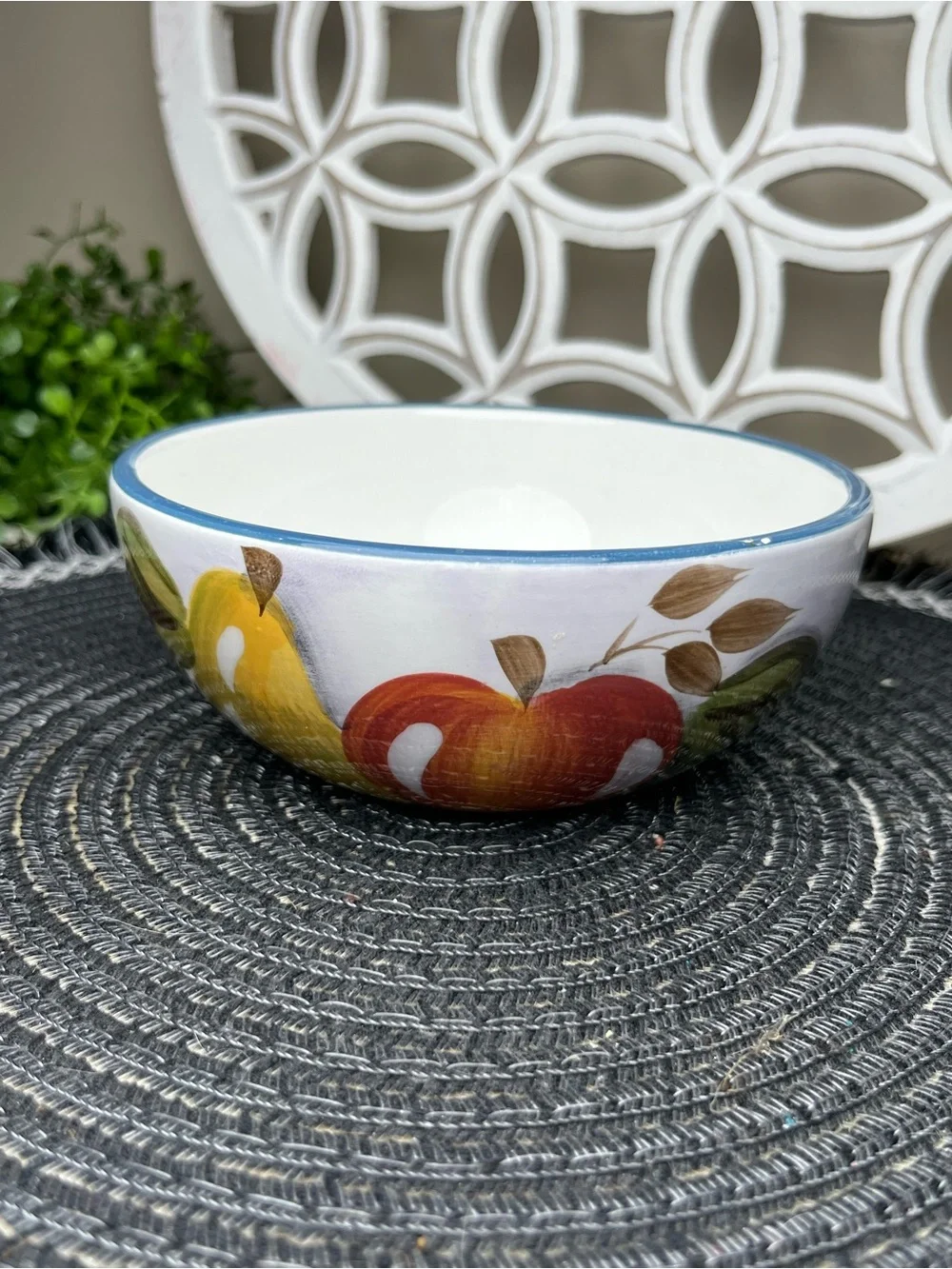 Heritage Mint Black Forest Fruits Vintage Bowl 5.25
